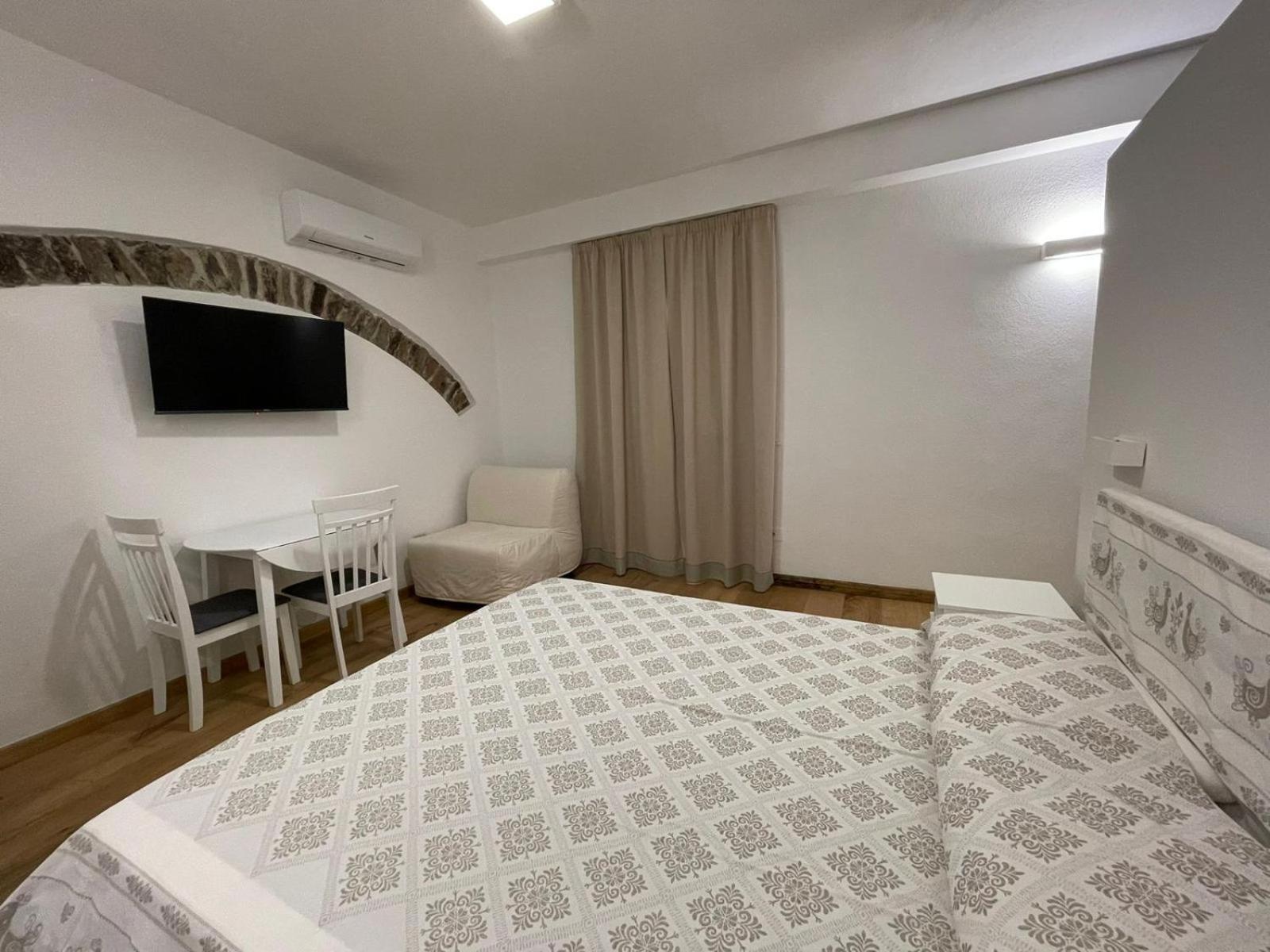 Sa Troppa De Sos Chentu Hotel Dorgali Exterior foto