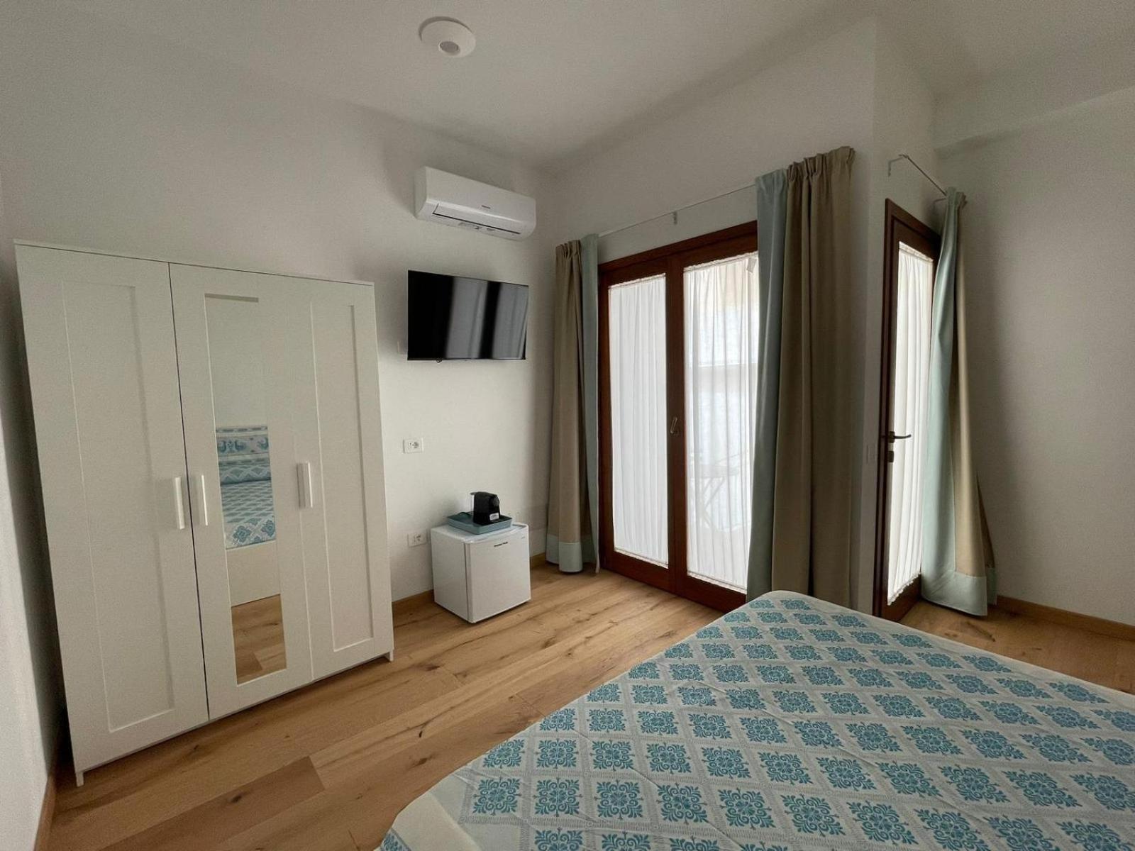 Sa Troppa De Sos Chentu Hotel Dorgali Exterior foto