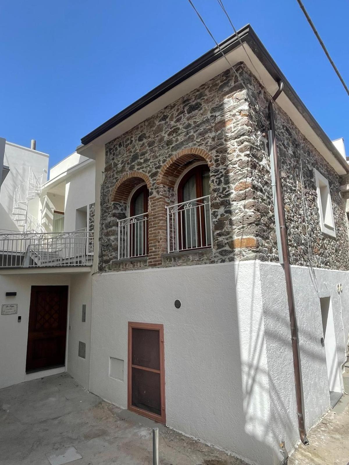 Sa Troppa De Sos Chentu Hotel Dorgali Exterior foto