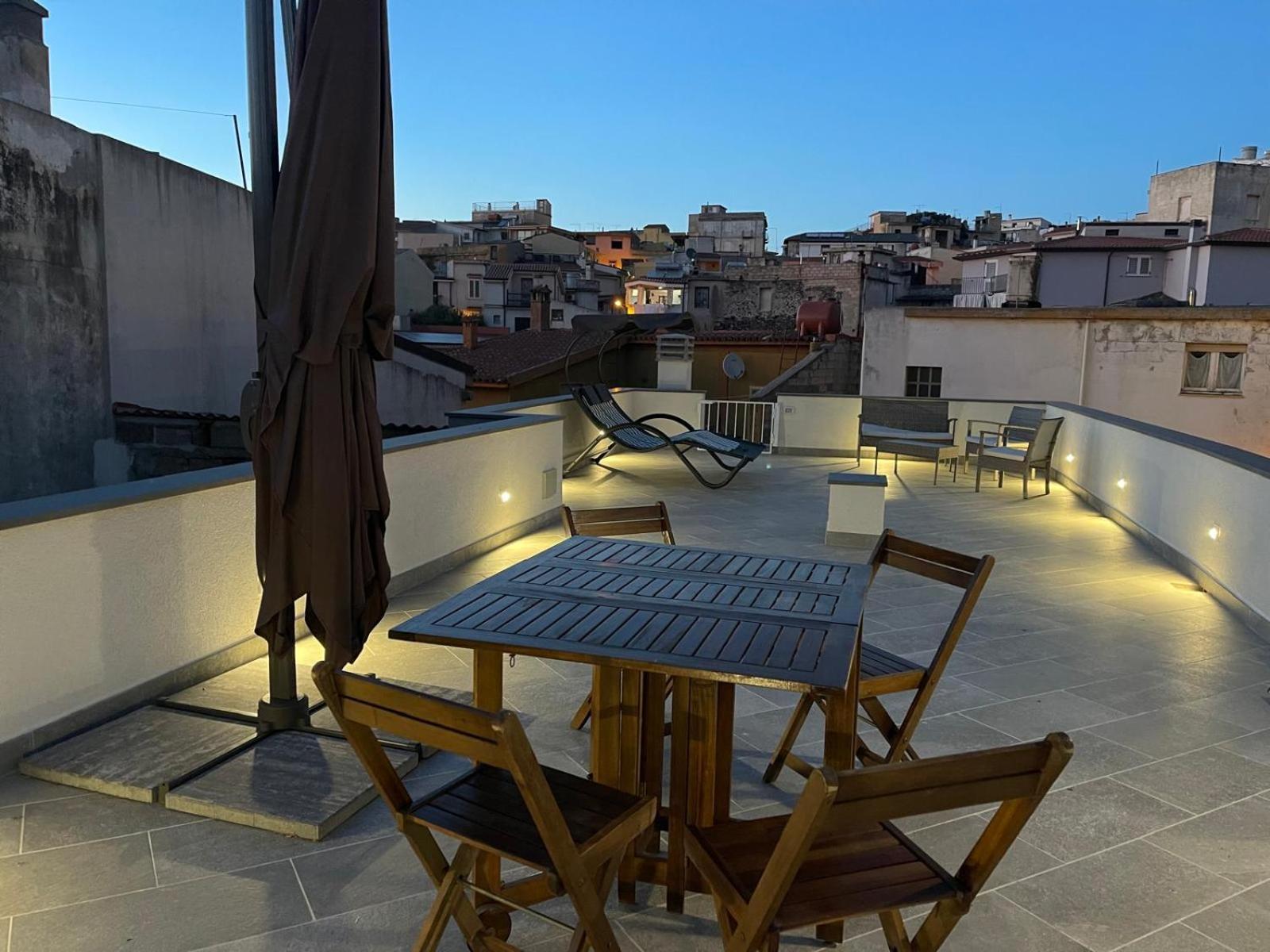 Sa Troppa De Sos Chentu Hotel Dorgali Exterior foto